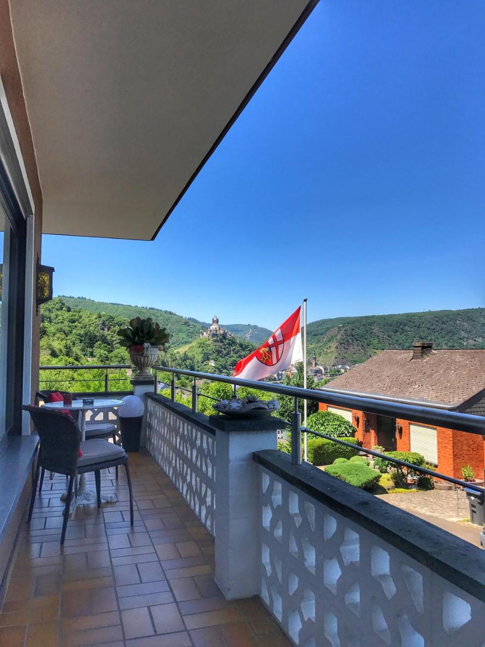 Apartment Happy Mosel Кохем Екстер'єр фото